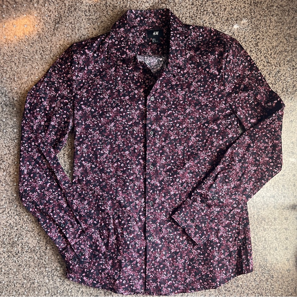 H&M Black and Pink Casual Button Down Shirt
